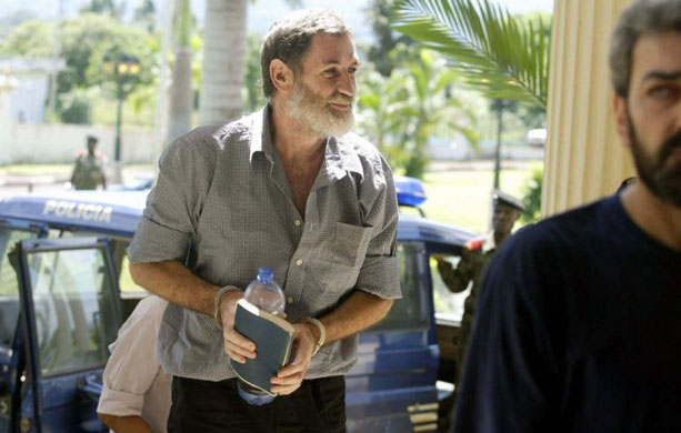 Coup plotter Nick du Toit 