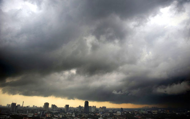 24 hours in pictures 5/3/8