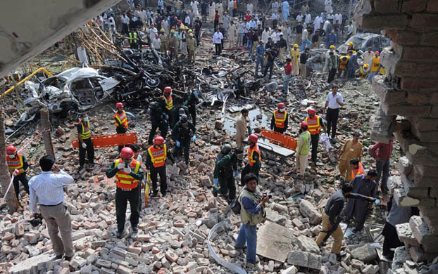 24 dead in Pakistan suicide blasts