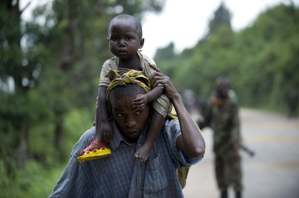 refugees flee fighting in Congo