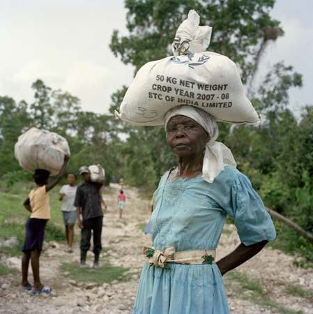Photojournalist Gideon Mendel reports on floods aftermaths in Haiti 