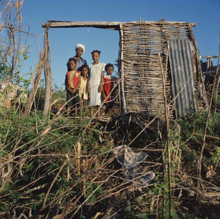 Photojournalist Gideon Mendel reports on floods aftermaths in Haiti 