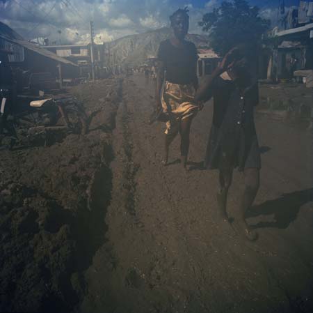 Photojournalist Gideon Mendel reports on floods aftermaths in Haiti 