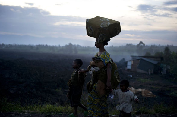 Panic grips Congo as rebels advance