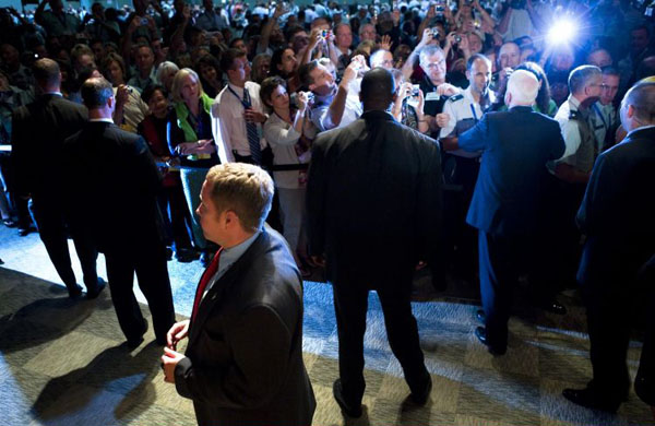 Baltimore, US: John McCain with members of the National Guard Association of the United States after speaking during their annual convention