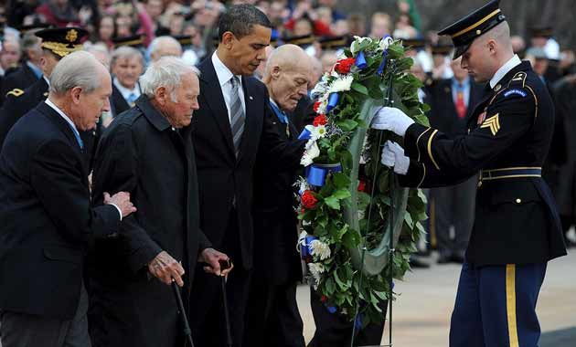 Barack Obama at the Tomb of the Unknown Soldier in Arlington, Virginia