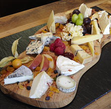 The signature cheese platter of L'Art du Fromage