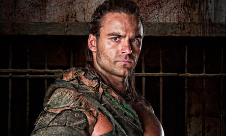 Dustin Clare as Gannicus in Spartacus Gods Of The Arena