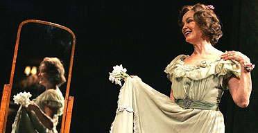 Jessica Lange in The Glass Menagerie