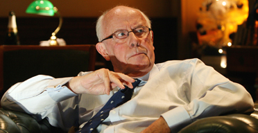 Richard Wilson in Whipping It Up