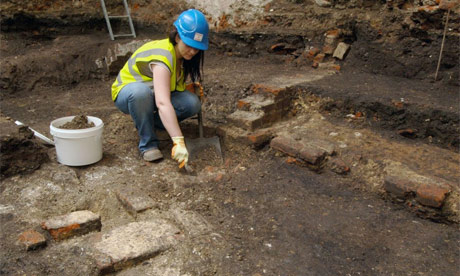 excavations at Shoreditch theatre site