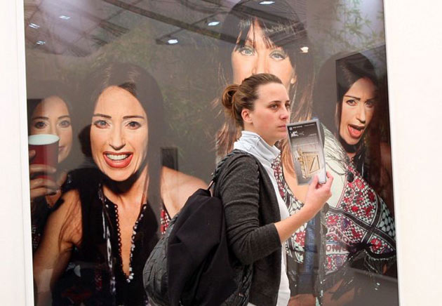 Visitors at Frieze art fair 2008