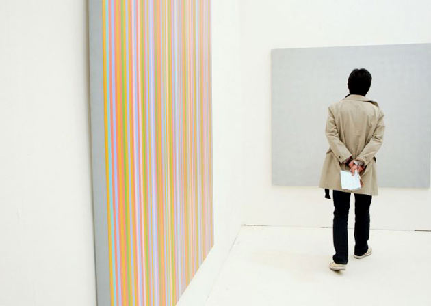 Visitors at Frieze art fair 2008