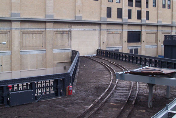 The High Line overhead railway in New York, on November 6 2008. Photograph: Zoe Marks