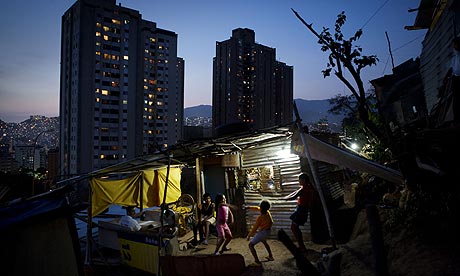 Jonas-Bendiksen-Caracas-001.jpg