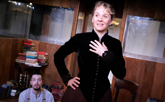 Christian Coulson as Osvald and Niamh Cusack as Mrs Alving in Ghosts at the Gate in 2007