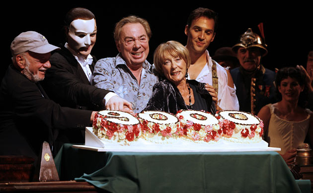 The Phantom of the Opera's 9,000th performance