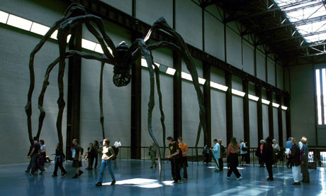 Modern  Gallery on Tate Modern Art Gallery  London  Britain   2000