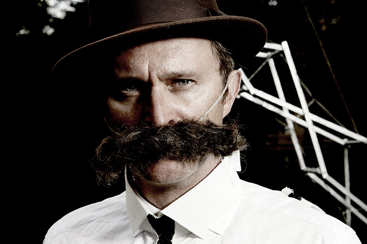 Idil Sukan's Edinburgh: Simon Munnery, Edinburgh festival 2011