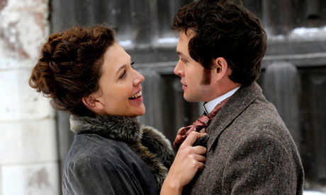 Maggie Gyllenhaal and Hugh Dancy