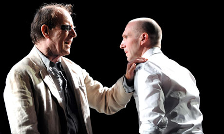 Alan Howard and Ralph Fiennes in Oedipus @ Olivier, National Theatre
