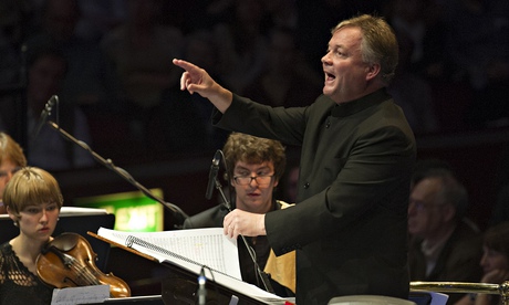 David Hill conducts Prom 37