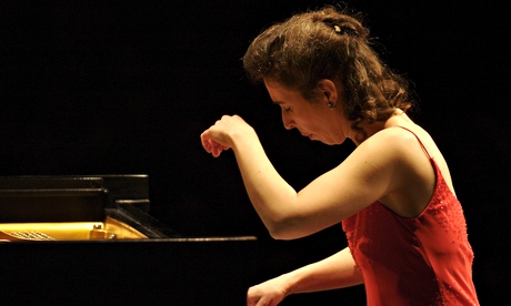 Angela Hewitt Bach pianist Ravel Couperin