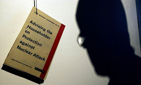 A 1950s information leaflet about hydrogen bomb attacks