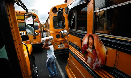 A street vendor in Tegucigalpa, Honduras