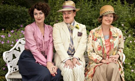 Anna Chancellor, Steve Pemberton and Miranda Richardson in Mapp and Lucia