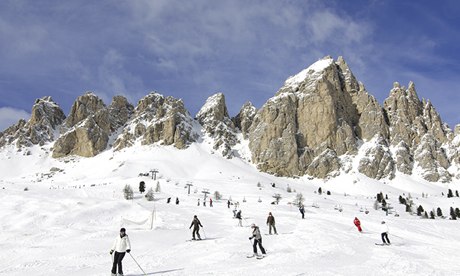 skiing