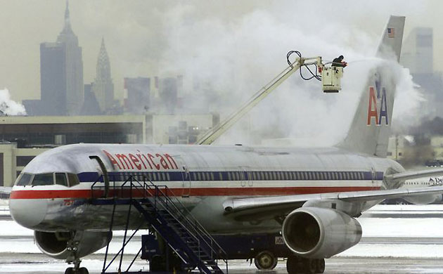 American Airlines plane at LaGuardia airport, New York