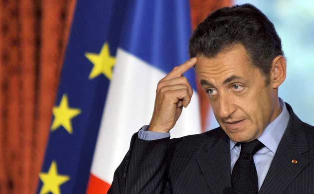 French president Nicolas Sarkozy issues a statement on the financial crisis at the Elysee Palace in Paris