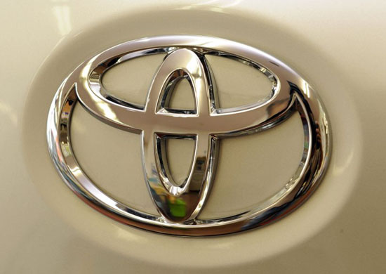Toyota badge