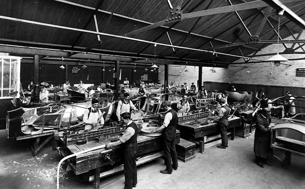 LDV: Vauxhall factory in Luton circa 1914