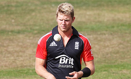 Stuart Meaker in action for England Lions against Sri Lanka