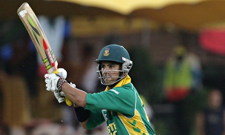 South Africa’s JP Duminy scored 78 as the Daredevils ended a run of nine home games without a win.