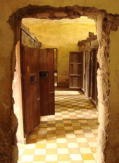Holocaust Memorial Day: Tuol Sleng at S21 in Phnom_Penh