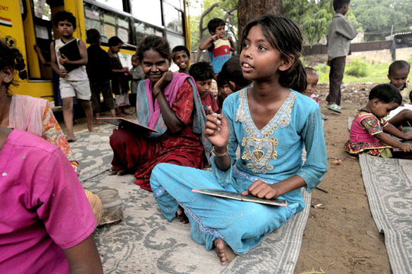 Delhi bus school: Delhi bus school