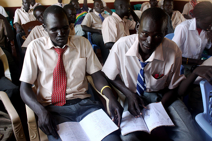 DAVE EGGERS IN SUDAN: DAVE EGGERS SUDAN