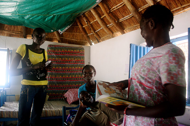 DAVE EGGERS IN SUDAN: DAVE EGGERS SUDAN