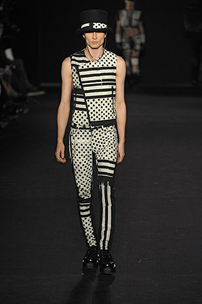 London College of Fashion: London College of Fashion MA show 2011