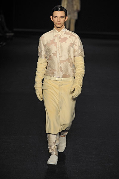 London College of Fashion: London College of Fashion MA show 2011