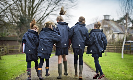 friendly schoolchildren at Sidcot school