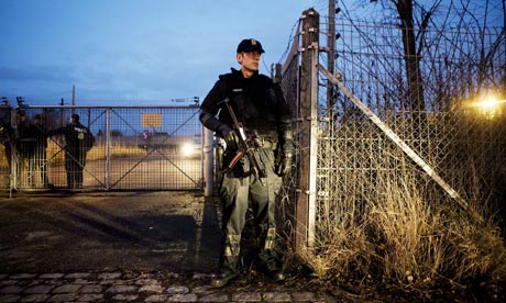 COP15 Bibi Blog : Police outside a former Carlsberg beer depot used as a temporary prison