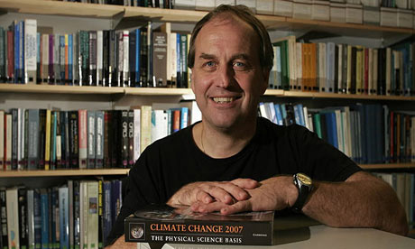Dr. Andrew Weaver with the Climate Change 2007 report in Victoria