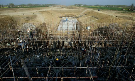China's ambitious South-North Water Diversion Project : The Baoying Pumping Station In Yangzhou