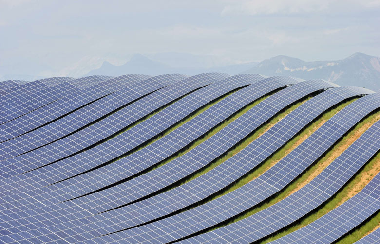 Les Mees solar farm, the biggest in France