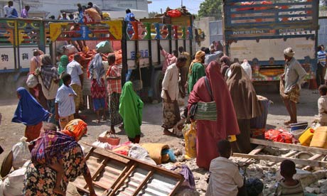 MDG : Famine in  Horn of Africa :  IDP arriving in Mogasishu , Somalia.