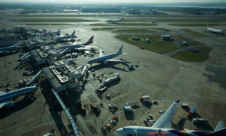 Damian blog on four-runway Thames Estuary airport : heavy plane traffic at Heathrow Airport